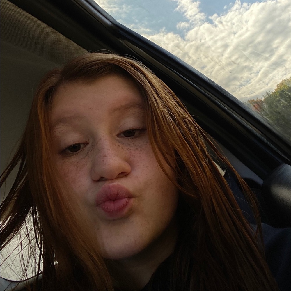 Meet your Posher, Carrie